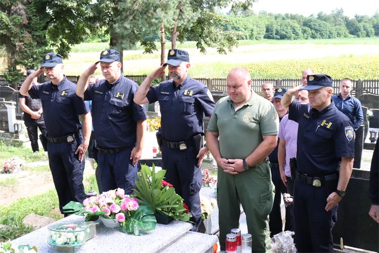 Slika /PU_VP/Slike_Vijesti/1 Kozice 3.jpeg